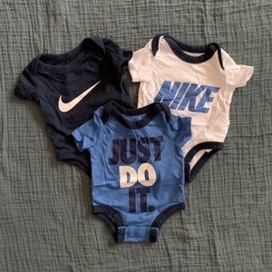 Nike Boys Newborn Onesies